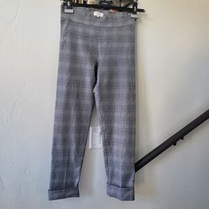 Avenue Montaigne FrancobGray Plaid Pants for Women, Size 8